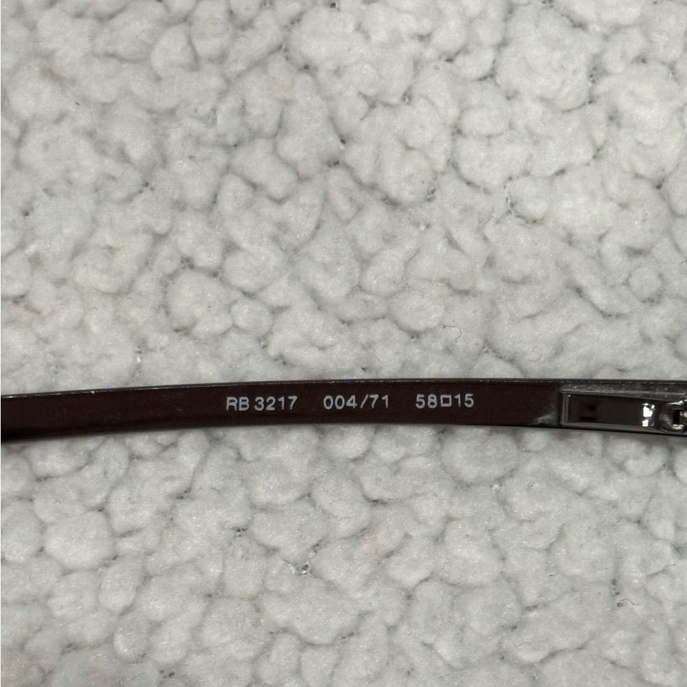 Ray-Ban Silver Frame Sunglasses with Case - Picture 3 of 4